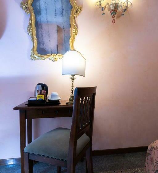 古典房间, Marconi