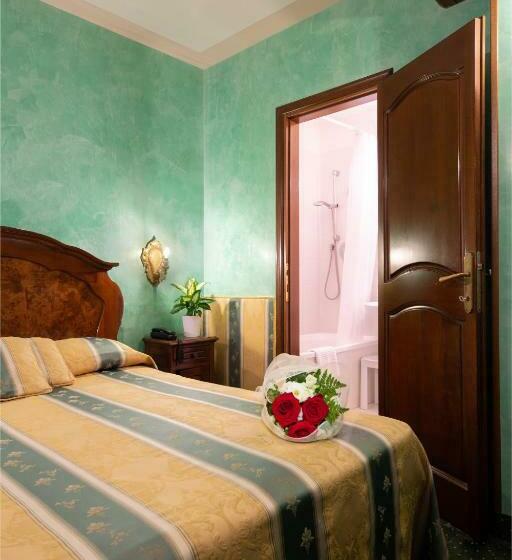 高级大房间, Marconi