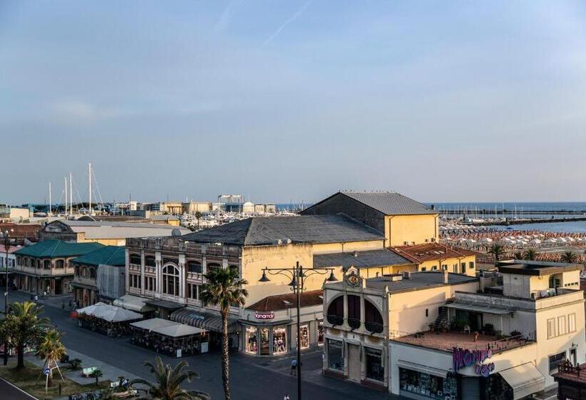 总统套房, Plaza E De Russie Relais & Chateaux