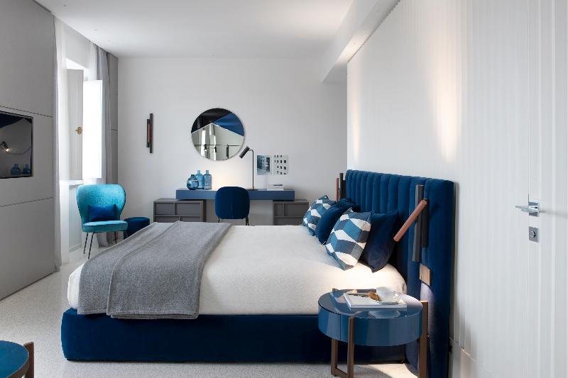 海景套房, Plaza E De Russie Relais & Chateaux