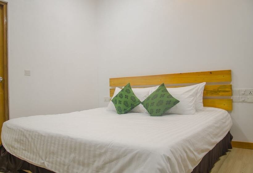 اتاق لوکس, Holiday Garden Rasdhoo