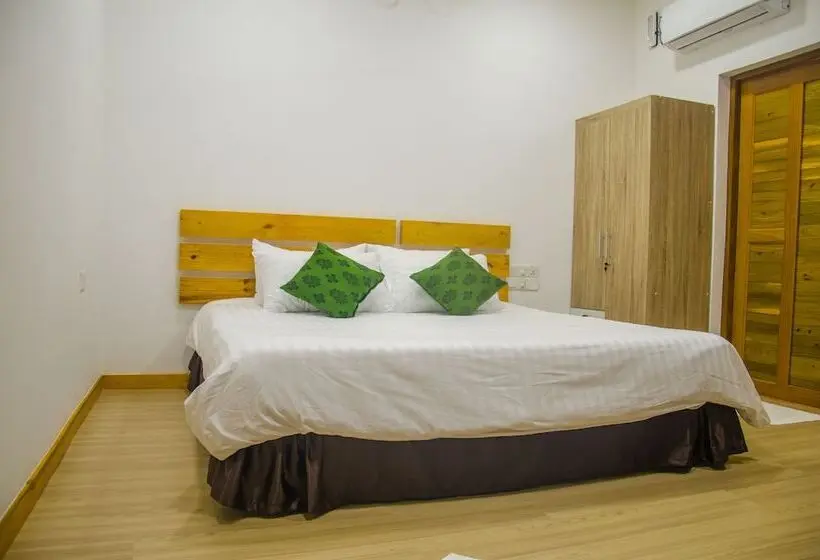 اتاق استاندارد سه نفره, Holiday Garden Rasdhoo