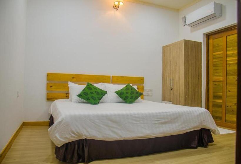 اتاق استاندارد سه نفره, Holiday Garden Rasdhoo