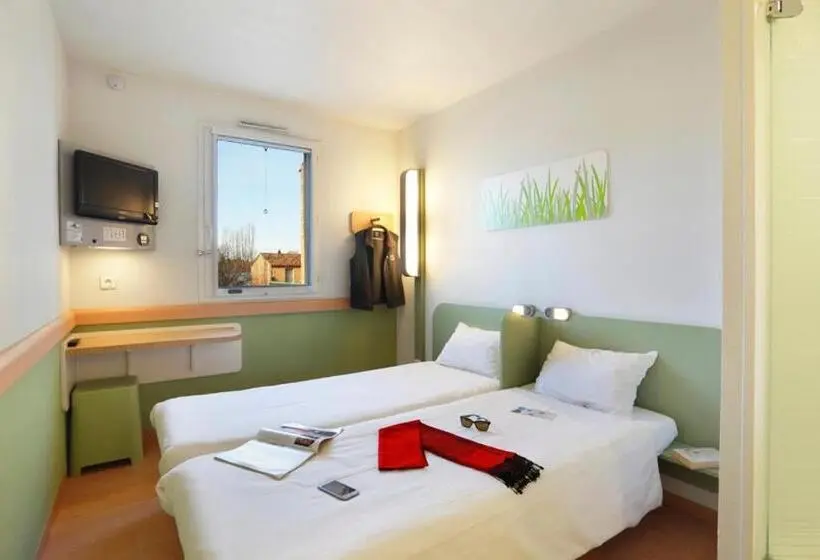 Standart Oda, First Inn