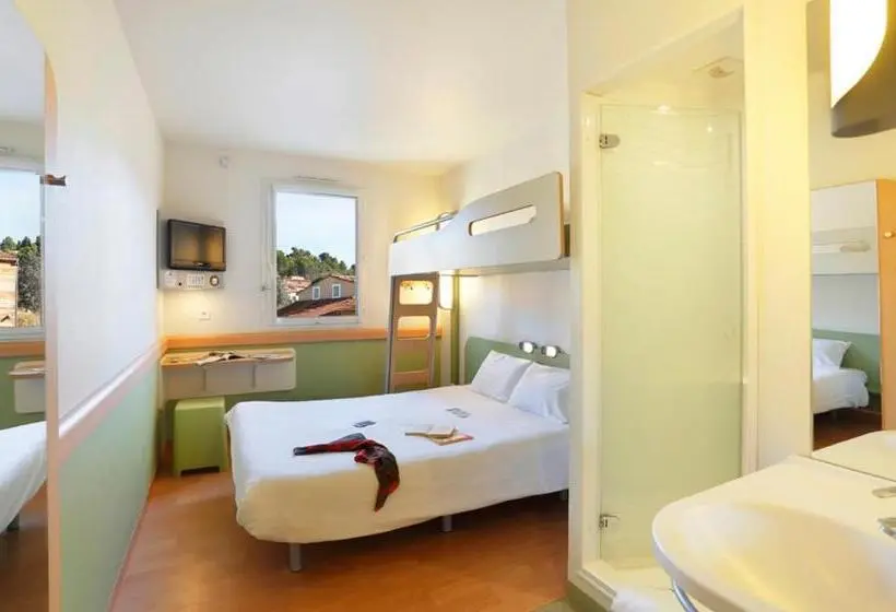 Standart Oda, First Inn