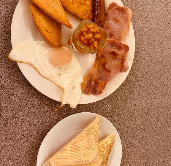 스탠다드 싱글 룸 공동욕실, The Lion Brewery