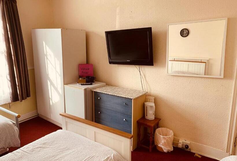 스탠다드 트리픔 룸 공동욕실, The Lion Brewery