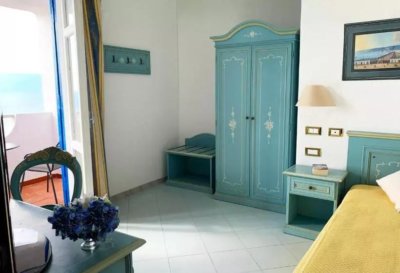 اتاق استاندارد یک نفره, Grazia Alla Scannella