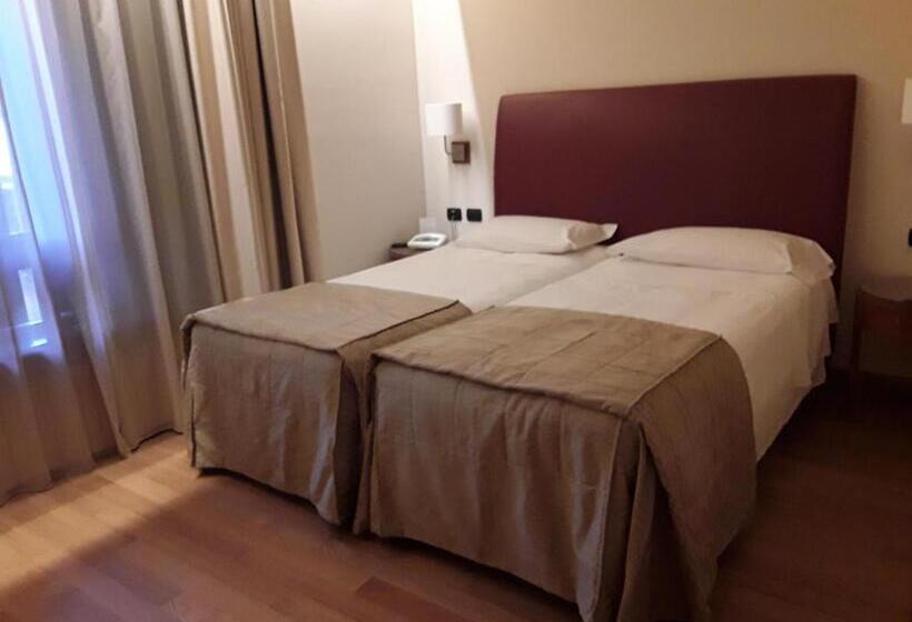 غرفة سوبيريور, Monica Hotel Fiera