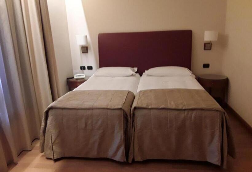 수피리어 룸, Monica Hotel Fiera