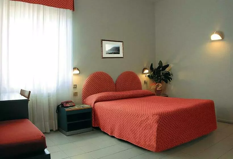 Standard-huone, Palme