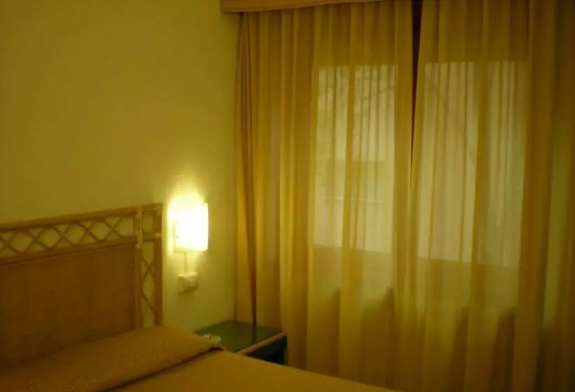 Standard-huone, Palme