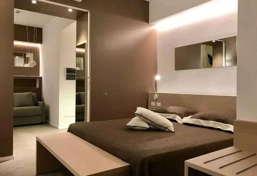 Standard-huone, Palme