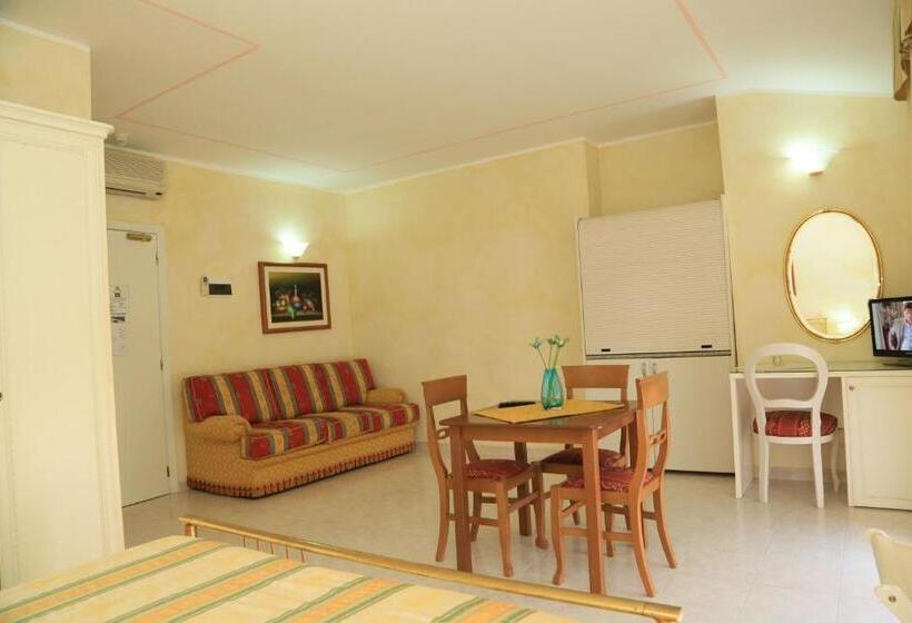 四人标准间, San Marco