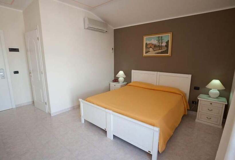 标准单人间, San Marco