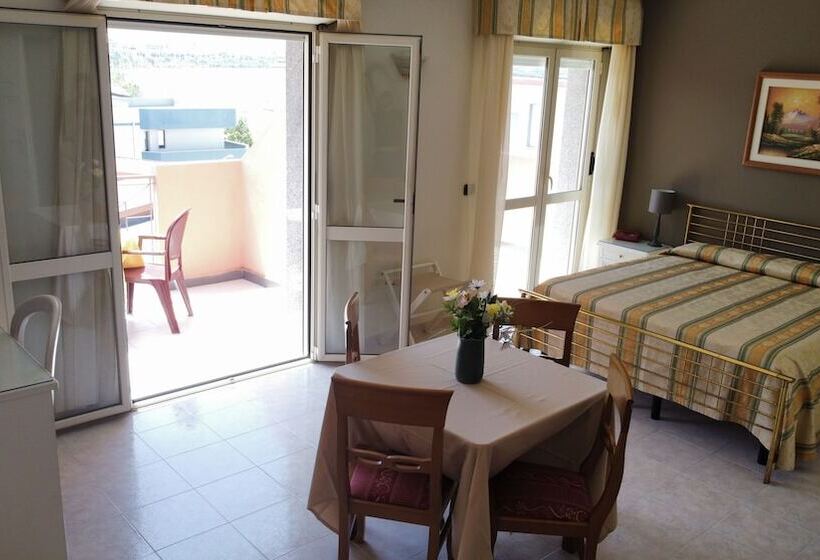 四人标准间, San Marco