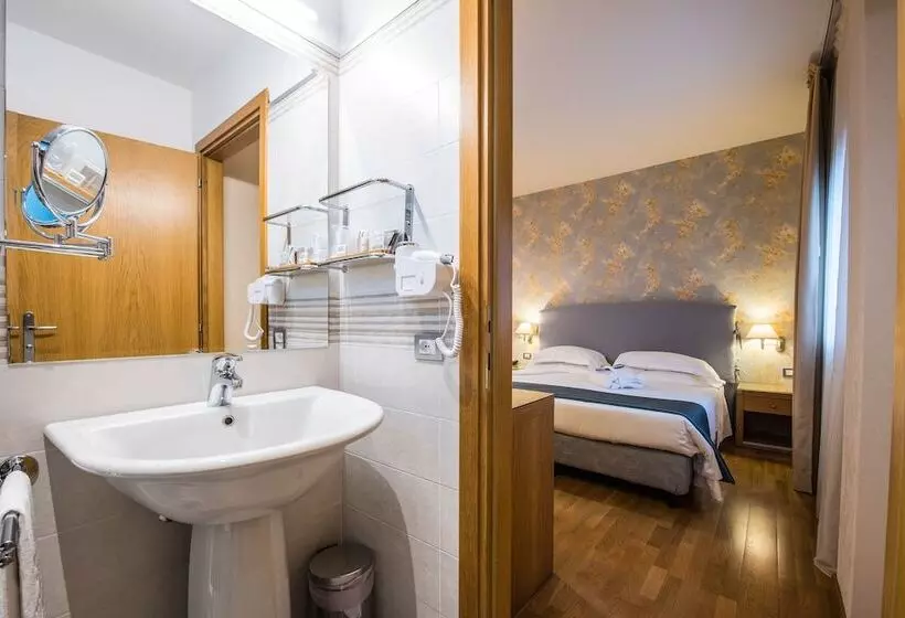Standardzimmer, Touring