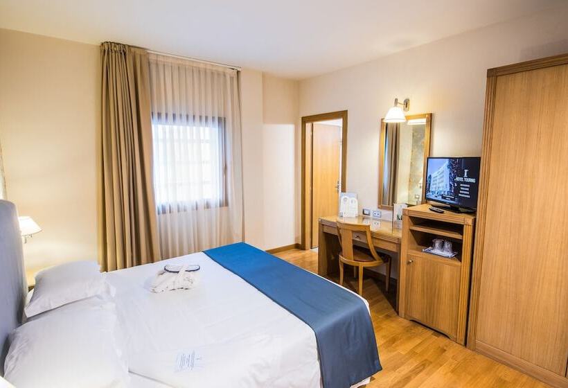 スタンダードルーム, Touring