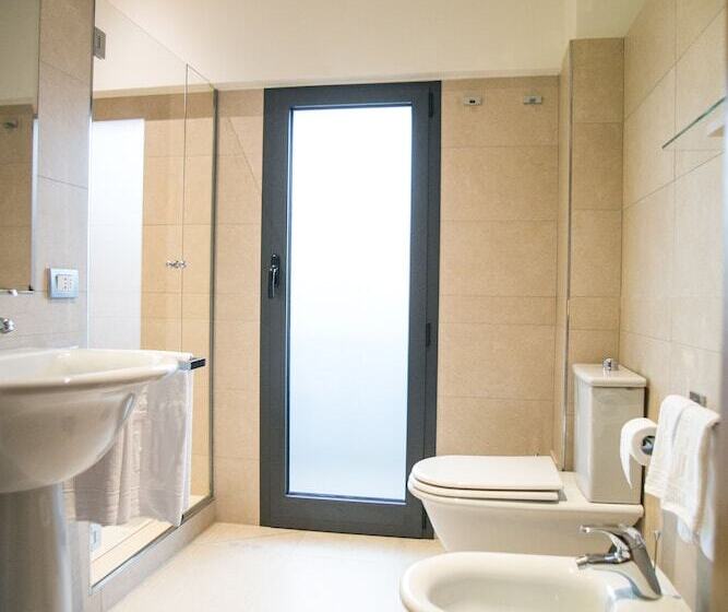 クラシックルーム, Touring