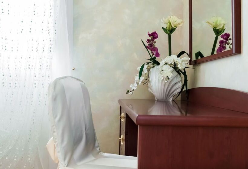 Люкс, Trettenero