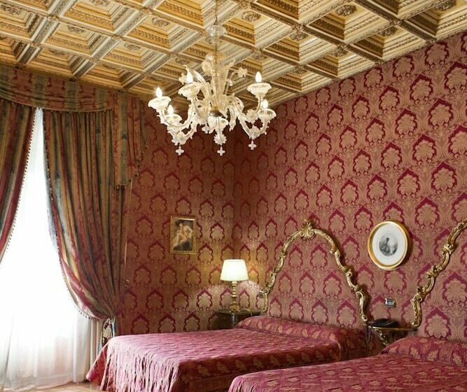 Suite Junior, Turner