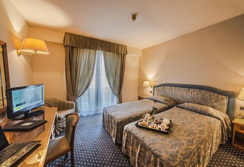 غرفة قياسية, Valdarno