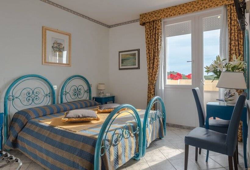 اتاق کلاسیک سه تخته, Viña Del Mar Pineta