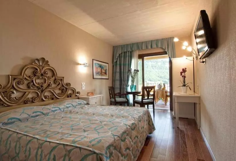 Juniorsviitti Parveke, Villa Madrina Lovely And Dynamic