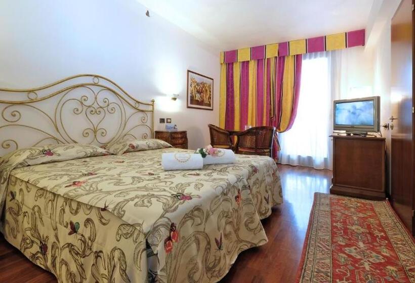 스탠다드 룸 호수 전망, Villa Madrina Lovely And Dynamic