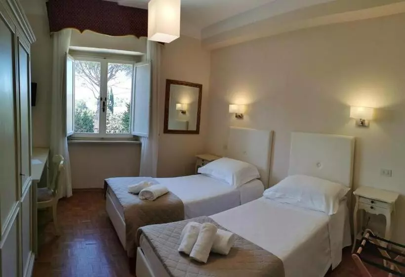 Standard Kolmen Hengen Huone, Villa Quiete