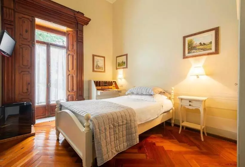 Standard Yhden Hengen Huone, Villa Quiete