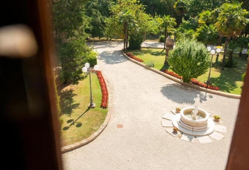 جناح, Villa Quiete