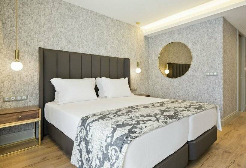 اتاق استاندارد, Acta The Avenue