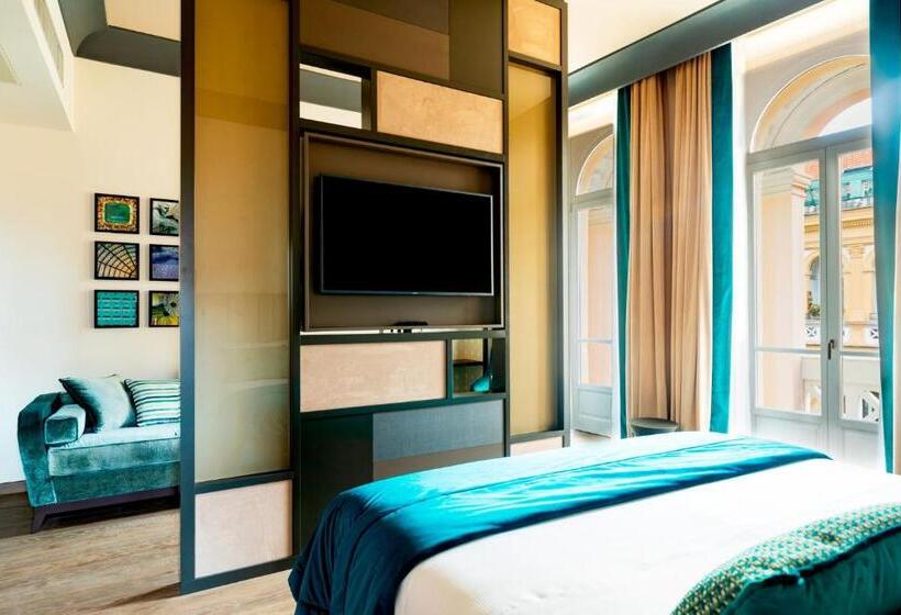 سوییت, Amadomus Luxury Suites