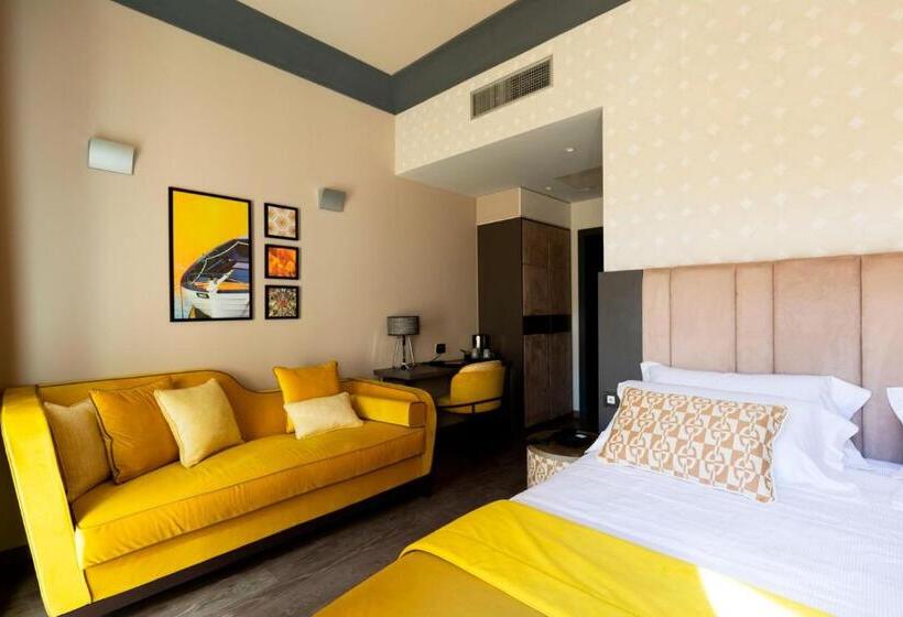 اتاق لوکس خانوادگی, Amadomus Luxury Suites