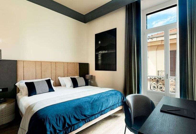 سوییت لوکس, Amadomus Luxury Suites