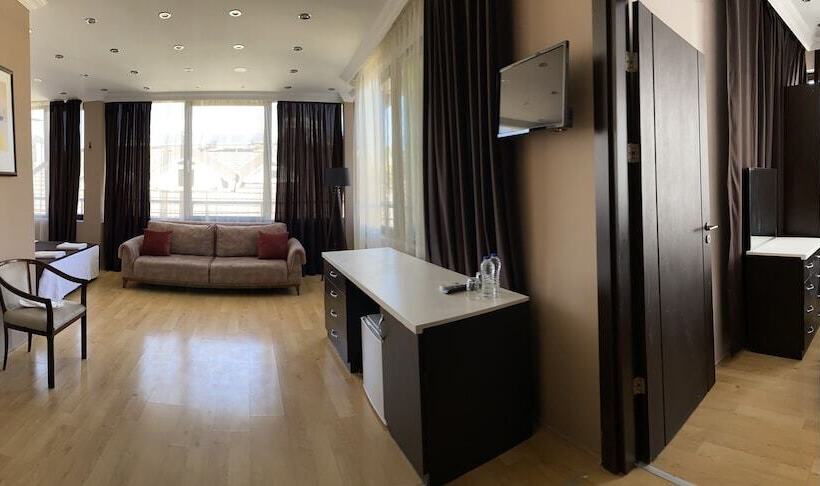 سوییت خانوادگی, Koli̇bry Sv