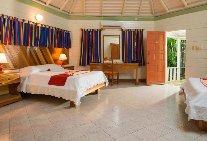 بانگلوی استاندارد, Samsara Cliff Resort