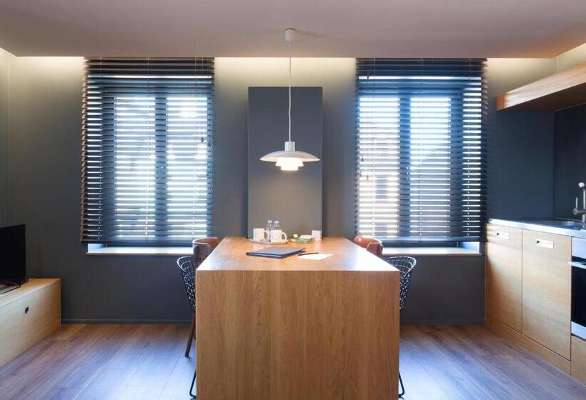 سوییت, Hostellerie Du Grünewald