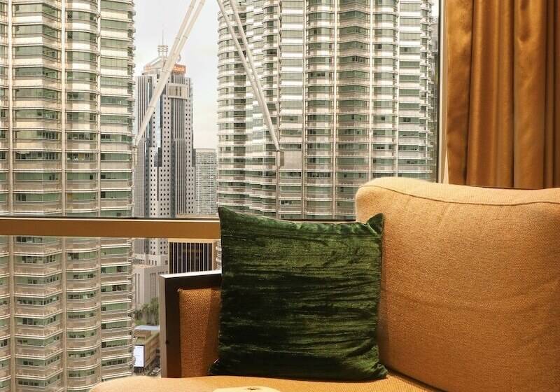 اتاق استاندارد با چشم‌انداز, Mandarin Oriental Kuala Lumpur