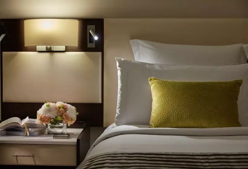 سوئیت 2 خوابه, Mandarin Oriental Kuala Lumpur