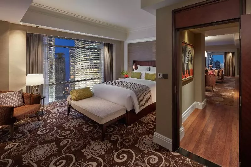 سوئیت کلاب, Mandarin Oriental Kuala Lumpur