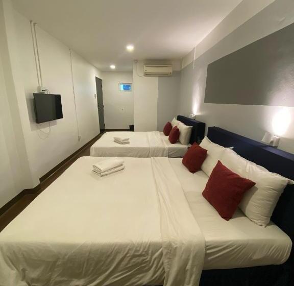 家庭间, V Hotel Johor Bahru