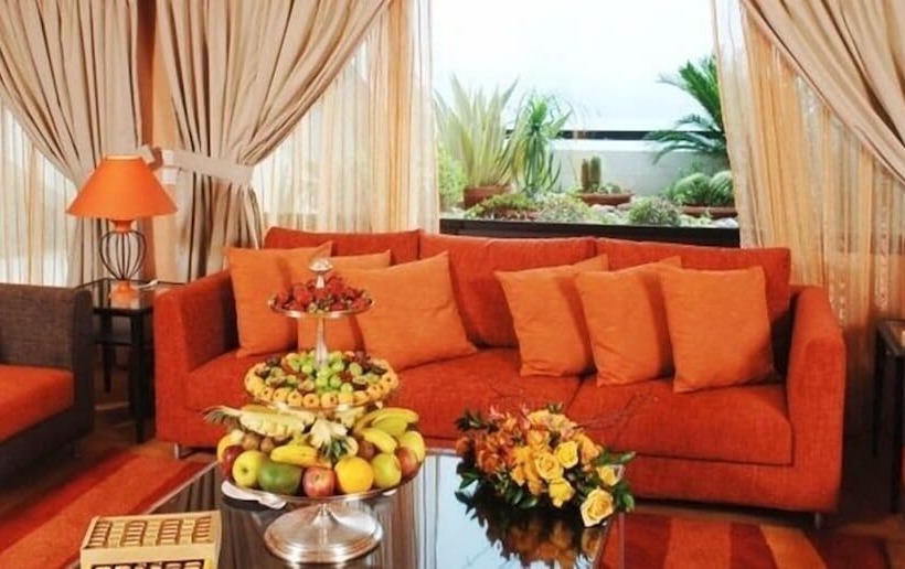 سوییت خانوادگی, Regency Palace