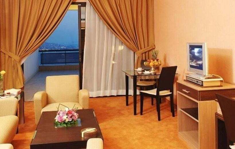 سوئیت پرزیدنت, Regency Palace