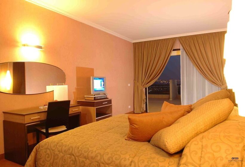 سوئیت پرزیدنت, Regency Palace