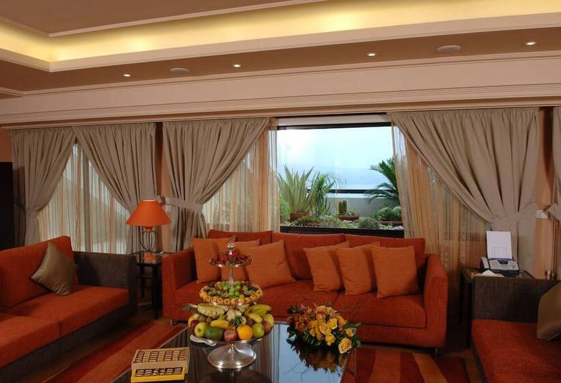 سوئیت پرزیدنت, Regency Palace