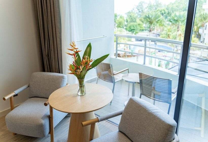 سوئیت اجرایی با چشم‌انداز دریا, Swissgarden Beach Resort Kuantan