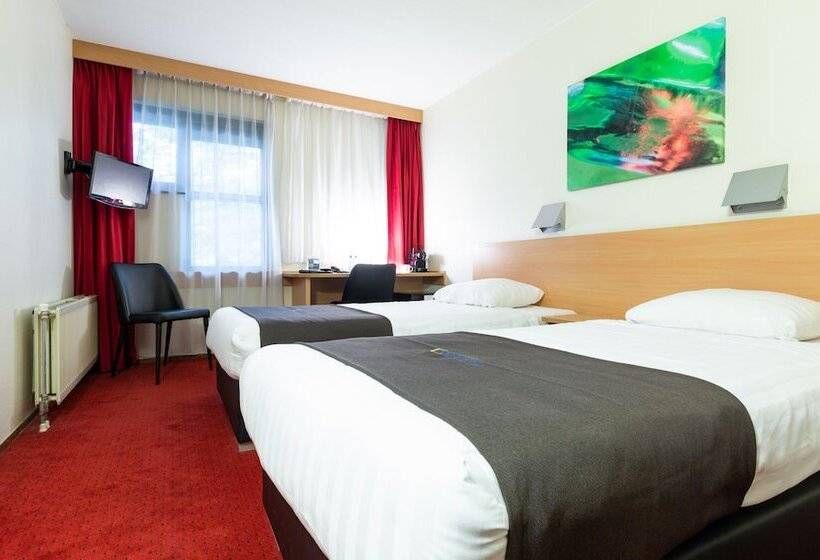 Номер Комфорт, Bastion Hotel Heerlen