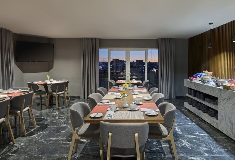 اتاق کلاب, Fiesta Americana Aguascalientes